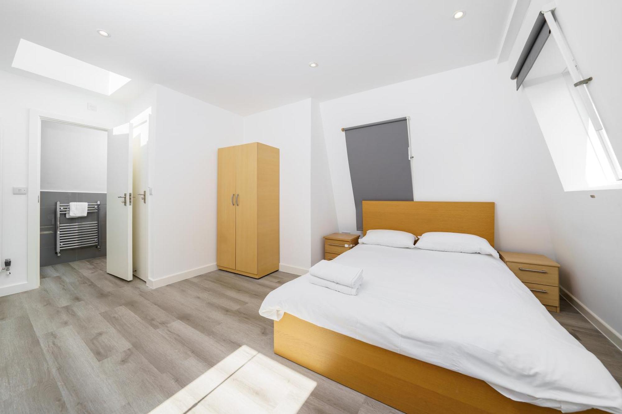 Modern Apartment In South West Лондон Экстерьер фото